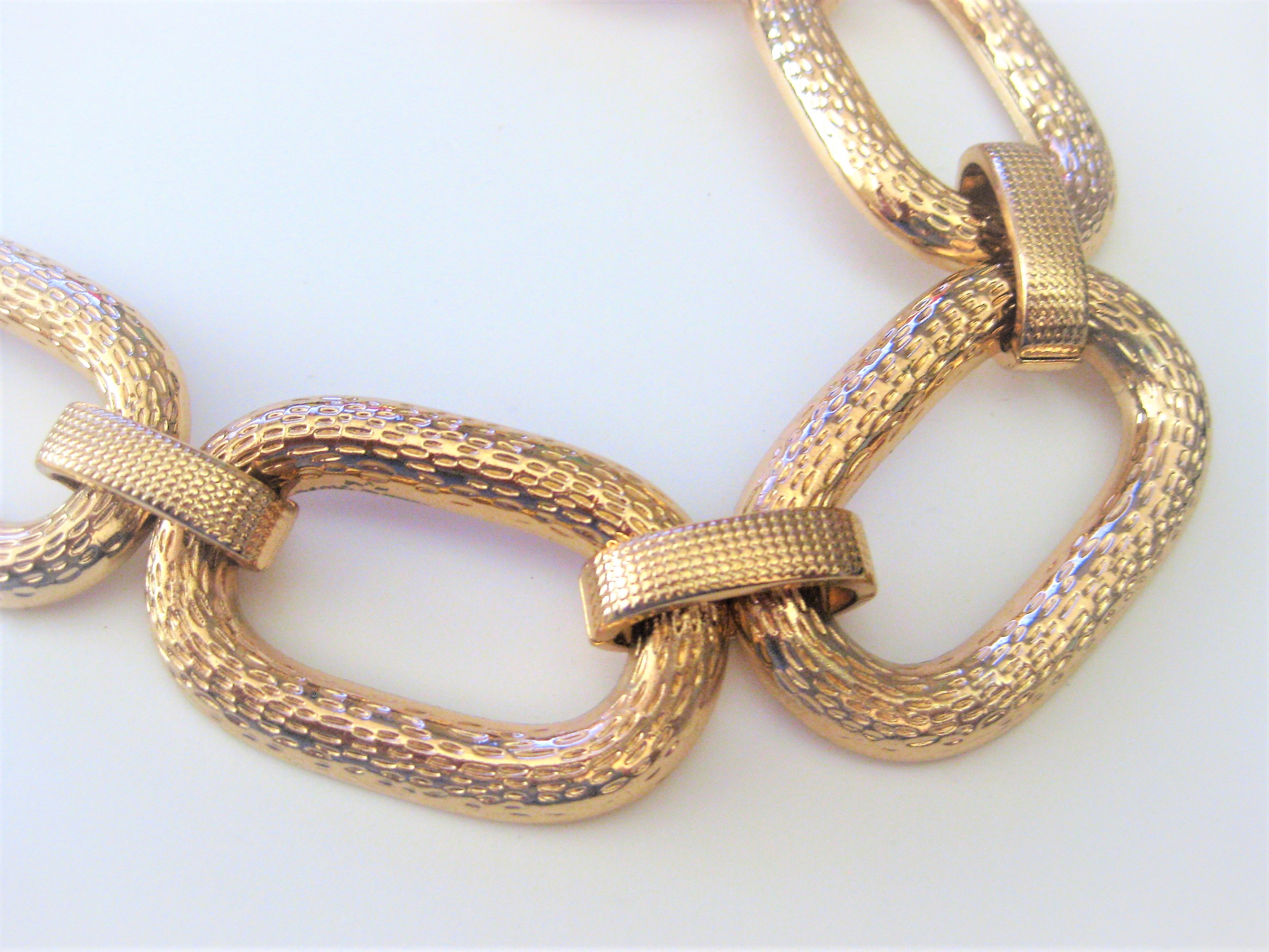 Goldtone Chunky Link Necklace