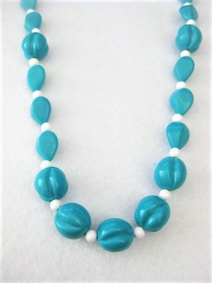 Acrylic Turquoise Beaded Necklace