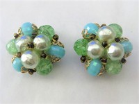 Turquoise Aqua Green Bead Cluster Clip Earrings