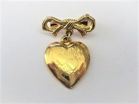 Bow & Heart Pin