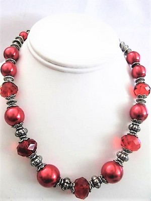 Red Glass Bead Choker Fashion Necklace