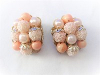 Peach Beads Cluster Clip Earrings