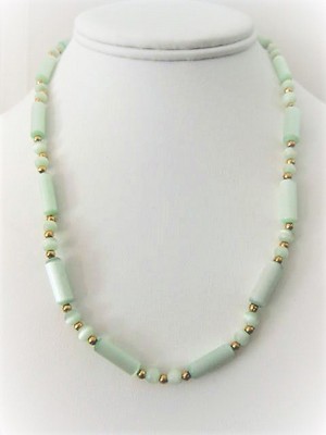 Light Green Cat Eye Bead Necklace